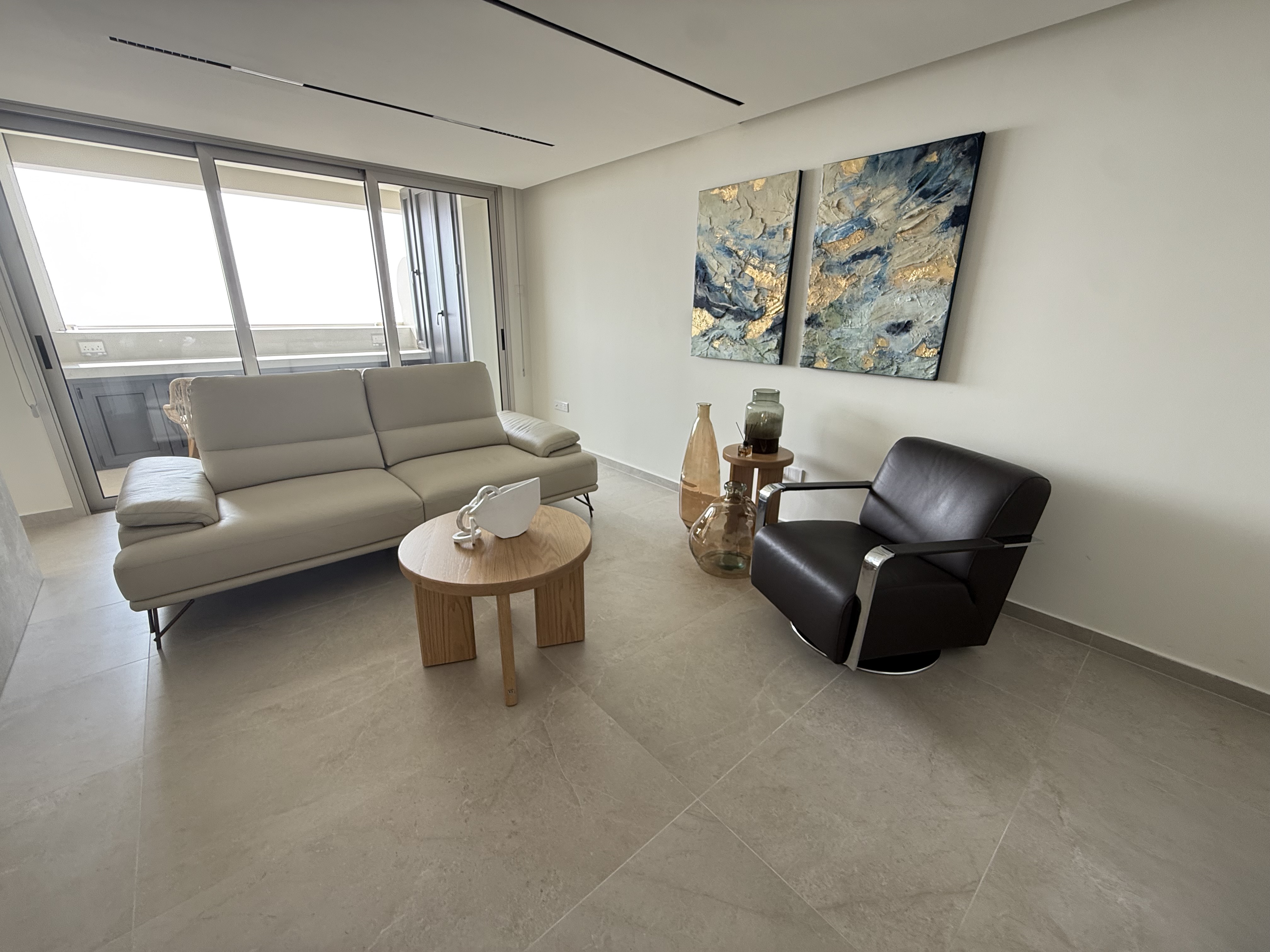 Luxury Apartment Finikoudes Larnaca
