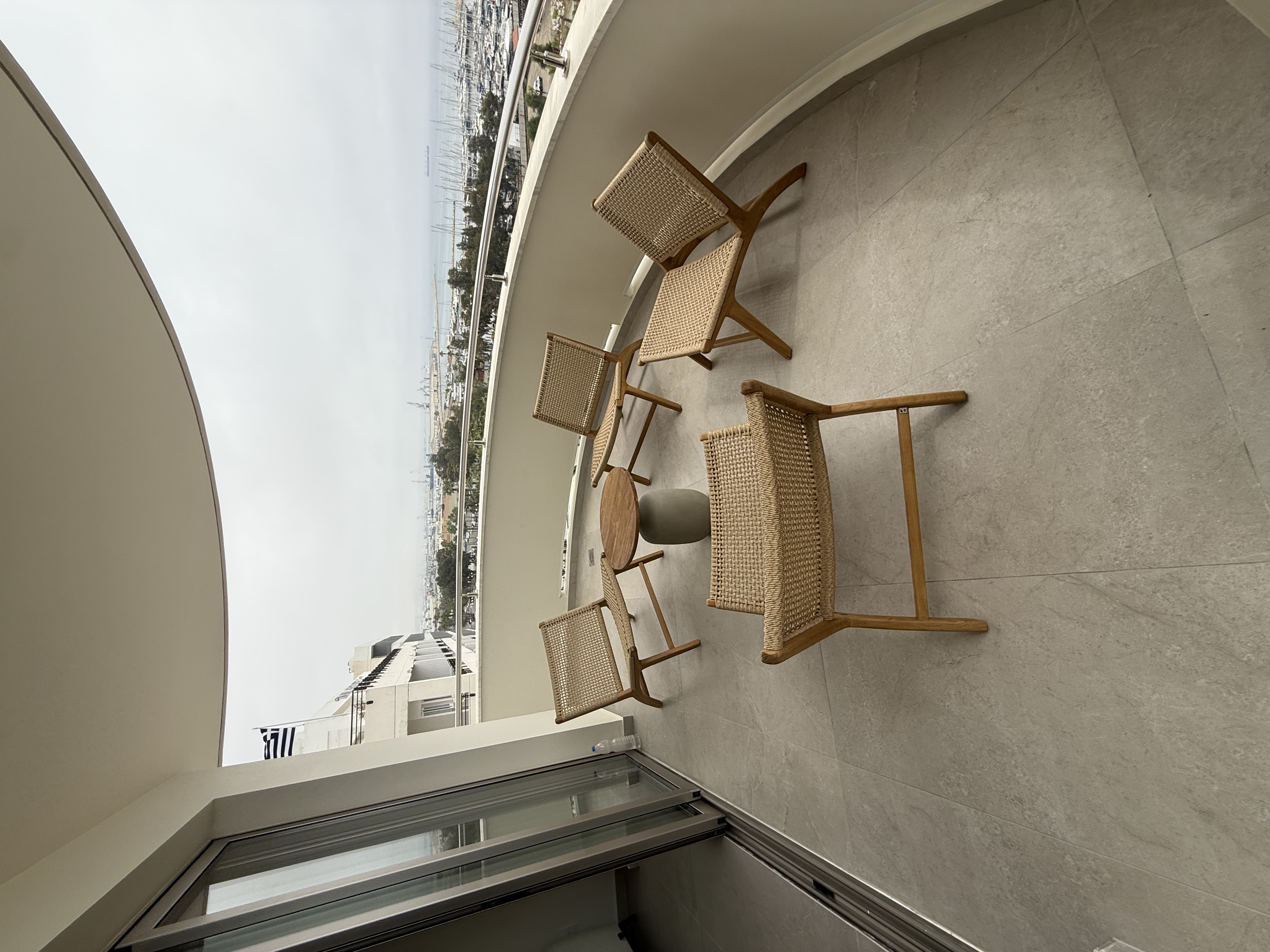 Luxury Apartment Finikoudes Larnaca