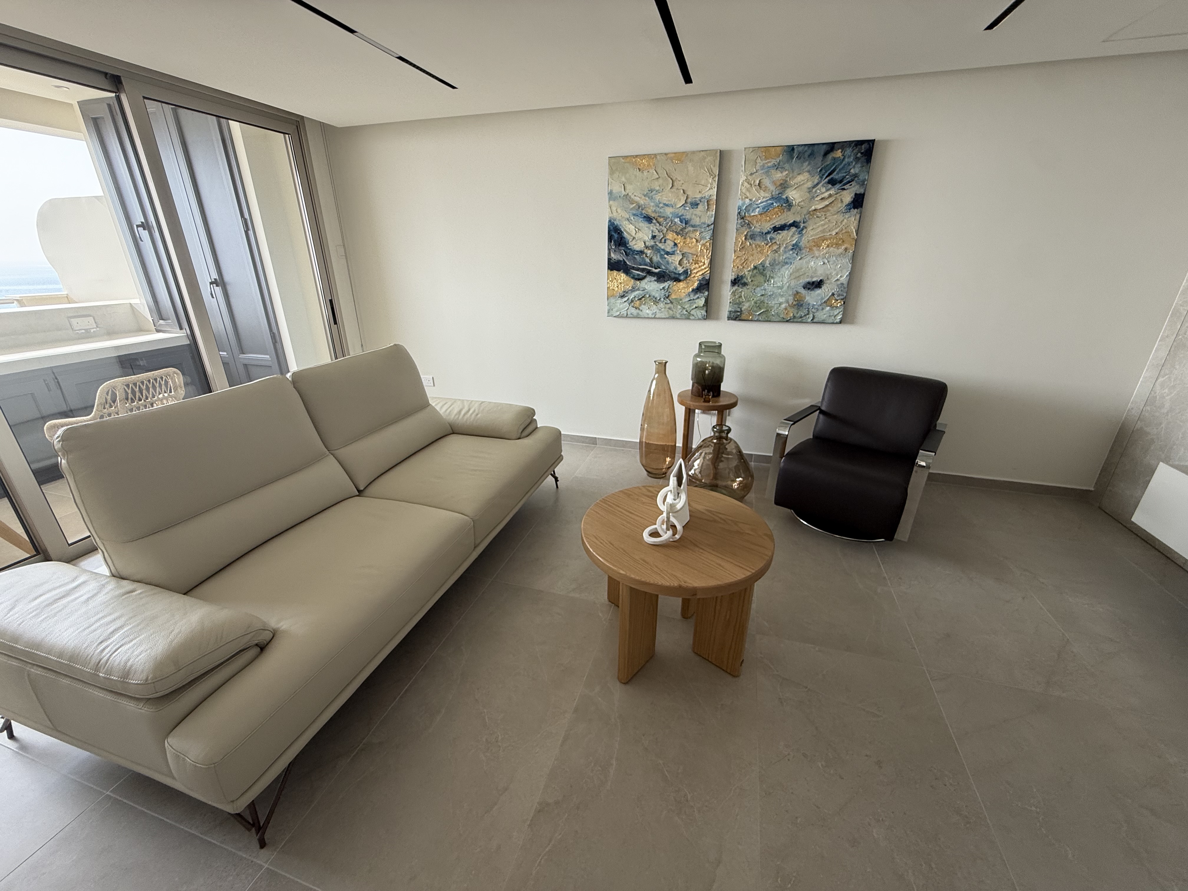 Luxury Apartment Finikoudes Larnaca